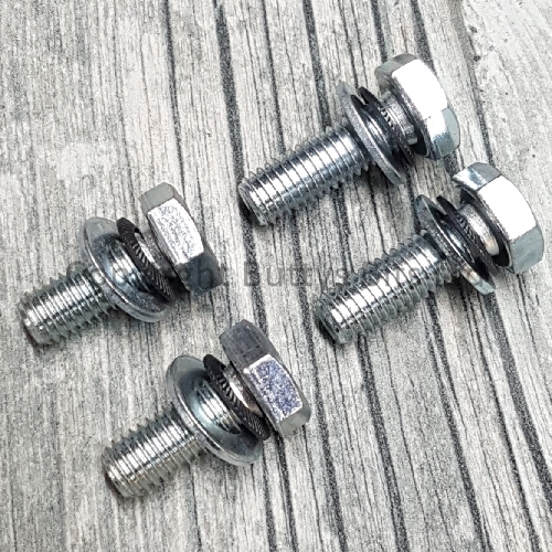 BB-095 Beetle Rear mounting bolts for body to chassis